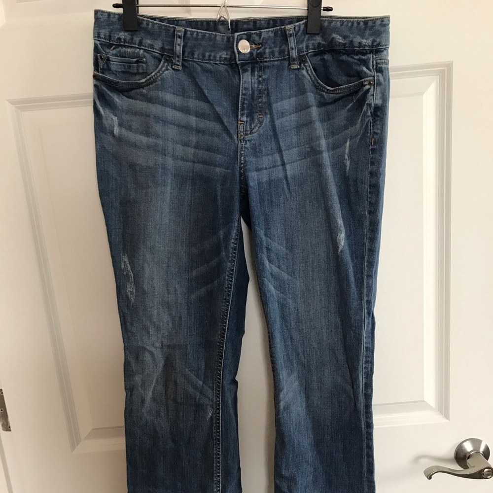 Curvy bootcut jeans w/minor aesthetic distressing